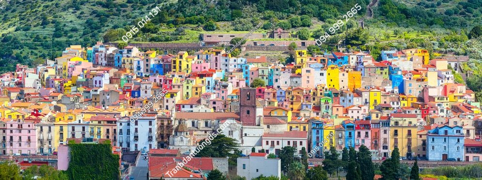 Những ngôi nhà đầy màu sắc của khu phố cổ Bosa, Tỉnh Oristano, Ý 1648093360