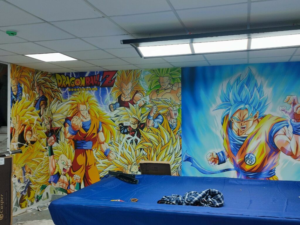 Thi công thực tế tranh quán bi-a Dragon Ball
